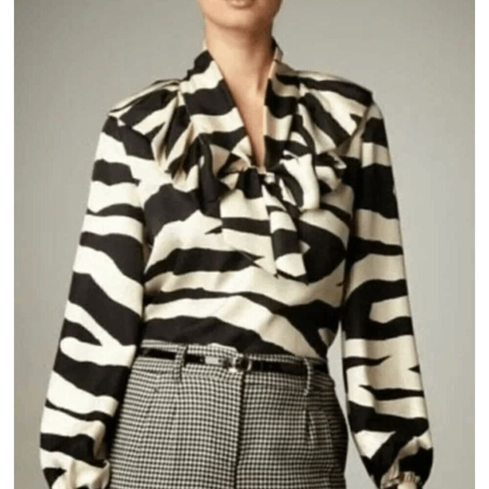 Kate Spade Catarina Zebra Print 100% Silk Ruffle Collar Tie Blouse Women's M